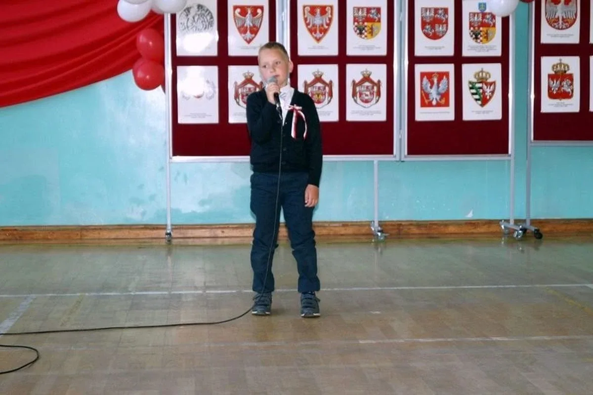 "W hołdzie Niepodległej". Konkurs piosenki patriotycznej (zdjęcia)