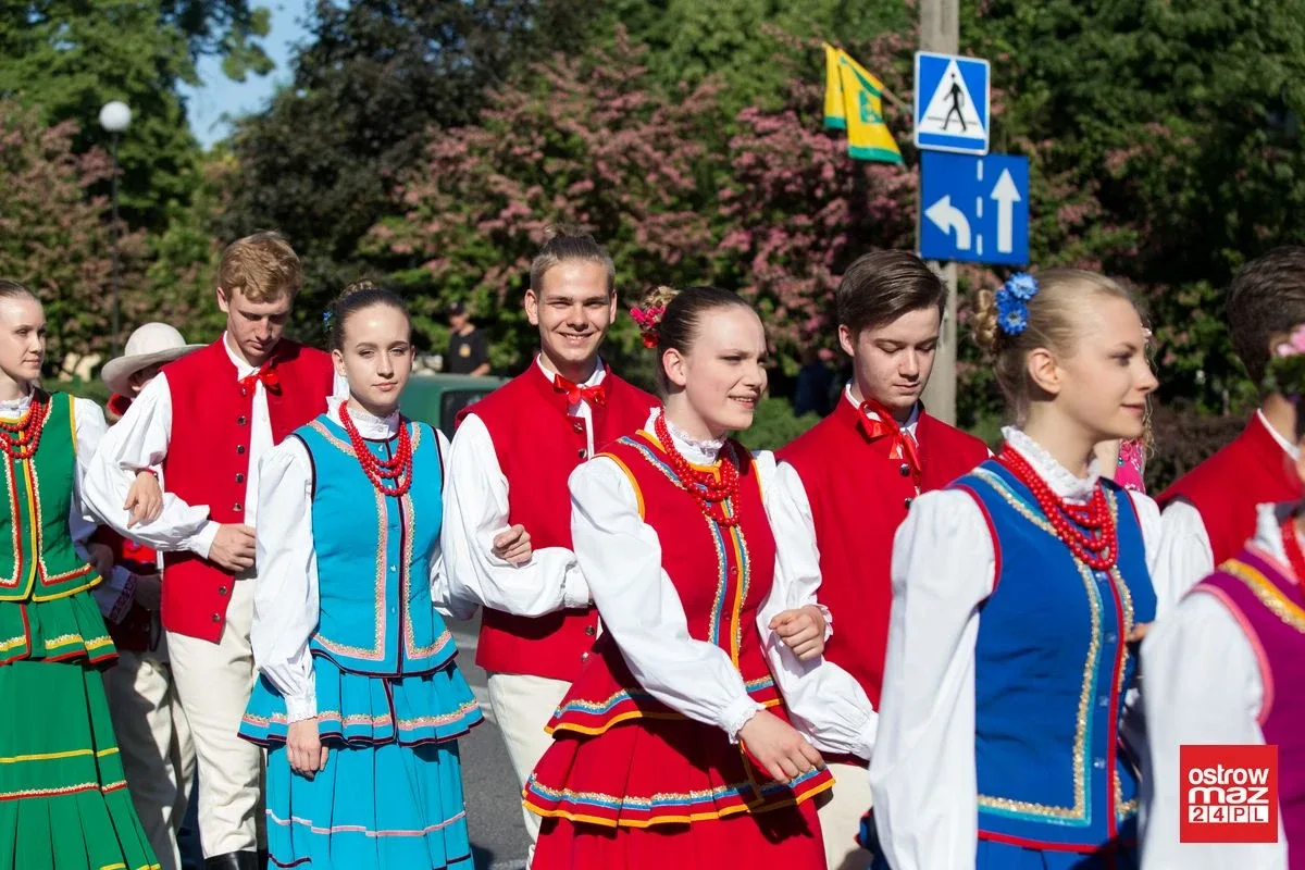 Ostrów opanowała "Moda na Folklor" (zdjęcia, wideo)