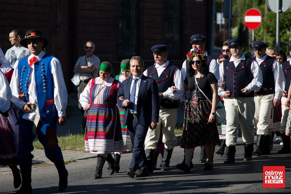 Ostrów opanowała "Moda na Folklor" (zdjęcia, wideo)