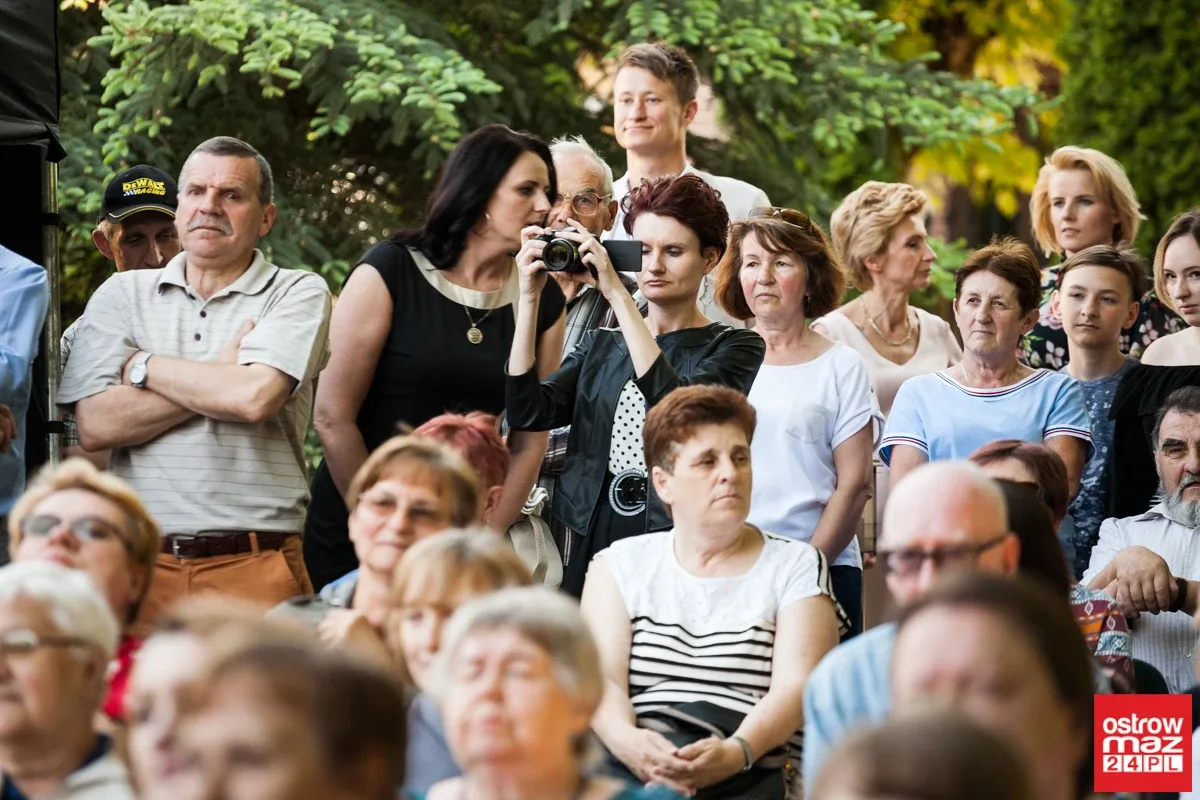 Katarzyna Żak na ostrowskiej scenie (zdjęcia, wideo)