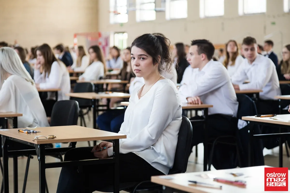 Matura rozpoczęta. Uczniowie "Kopernika" zdają język polski (zdjęcia)