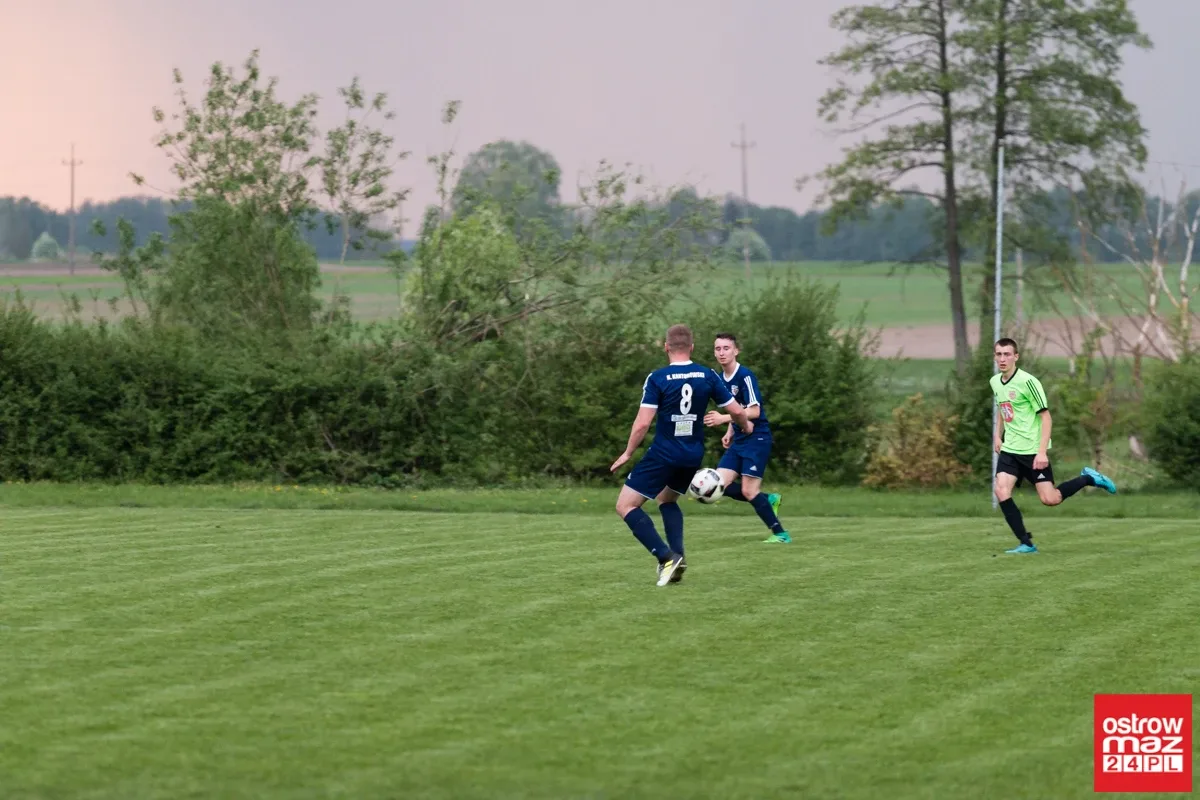 GKS Andrzejewo zgasił Iskrę w derbach (zdjęcia, wideo)