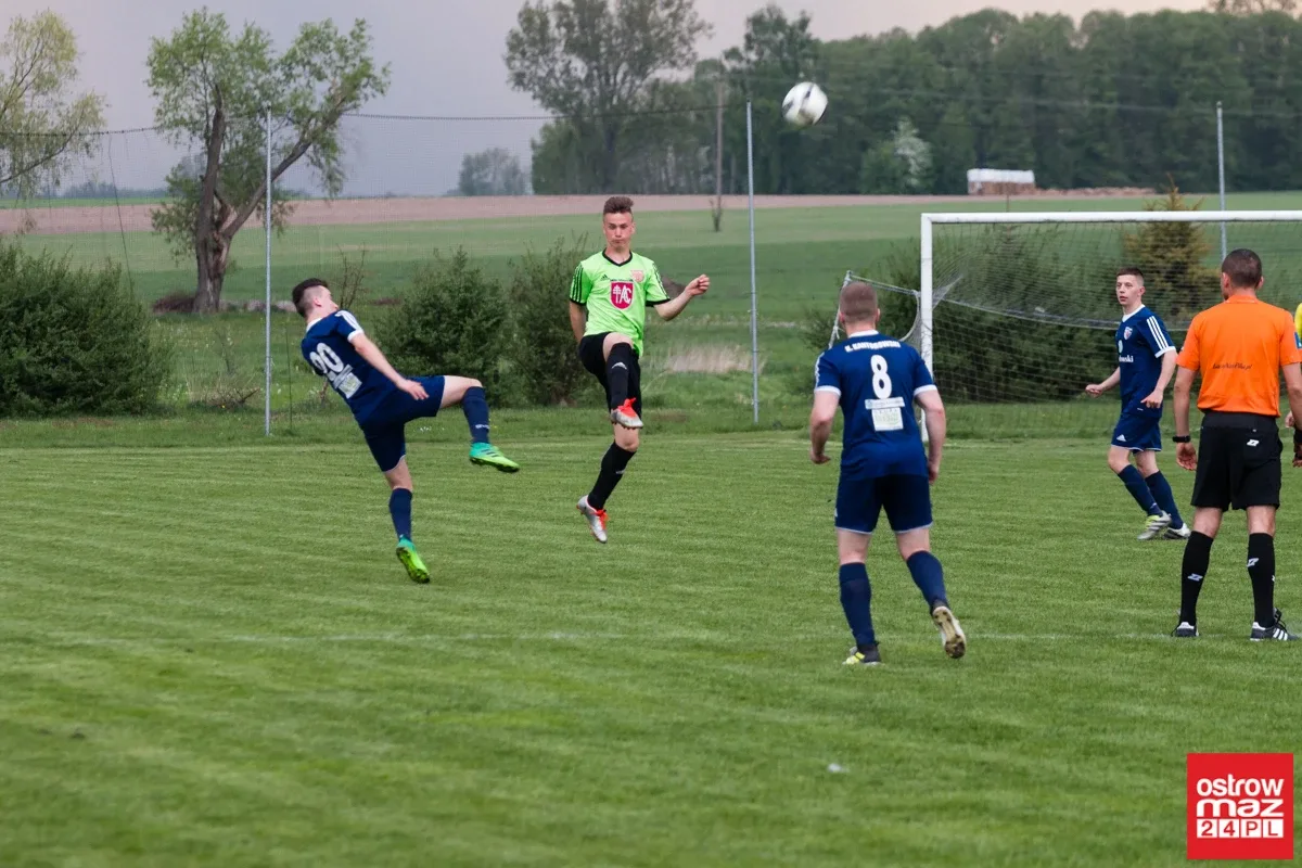 GKS Andrzejewo zgasił Iskrę w derbach (zdjęcia, wideo)