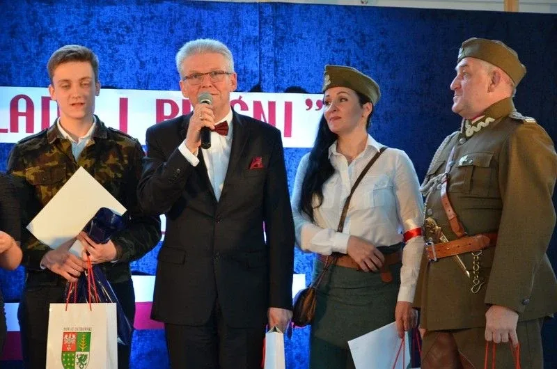 Śpiewali pieśni legionowe. Powiatowe eliminacje rozstrzygnięte (zdjęcia, wideo)