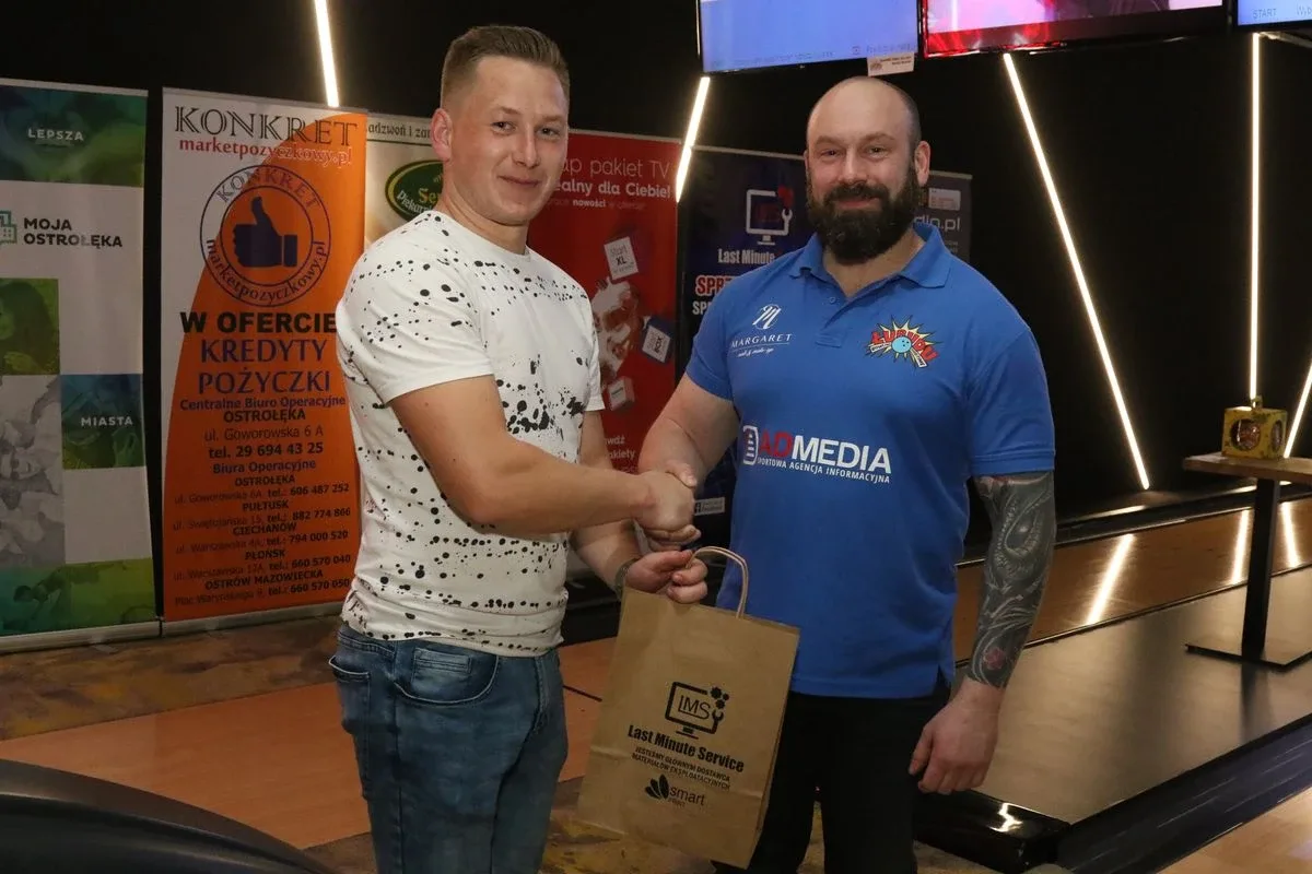 Rewkowski mistrzem w bowlingu (zdjęcia, wideo)