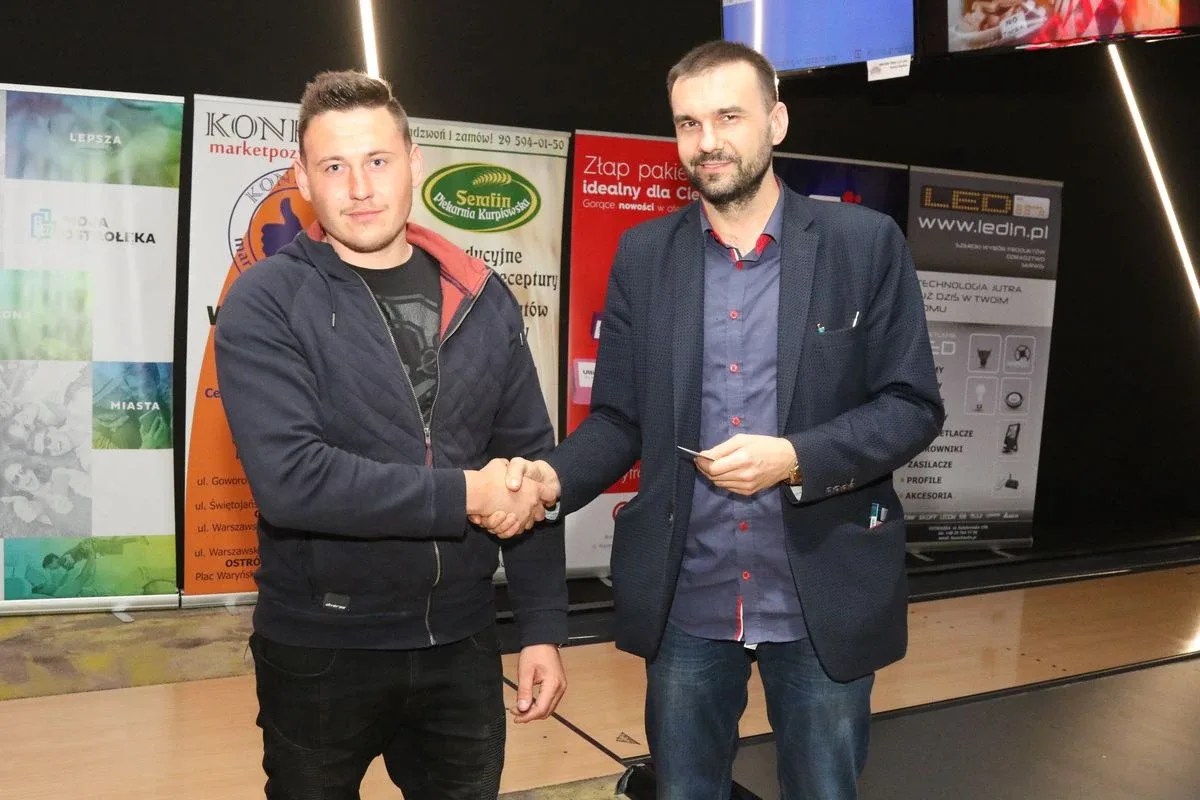Rewkowski mistrzem w bowlingu (zdjęcia, wideo)