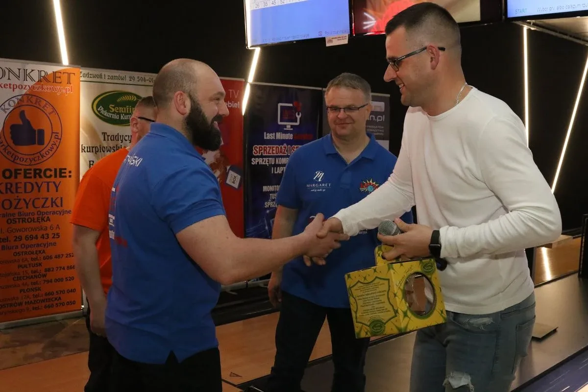 Rewkowski mistrzem w bowlingu (zdjęcia, wideo)