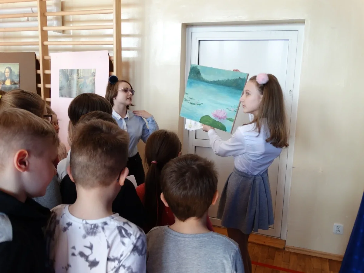 Wystawa malarska w SP nr 2 w Ostrowi Mazowieckiej (zdjęcia)