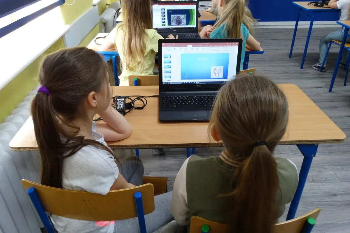 Nowe technologie opanowały "dwójkę" (zdjęcia, wideo)