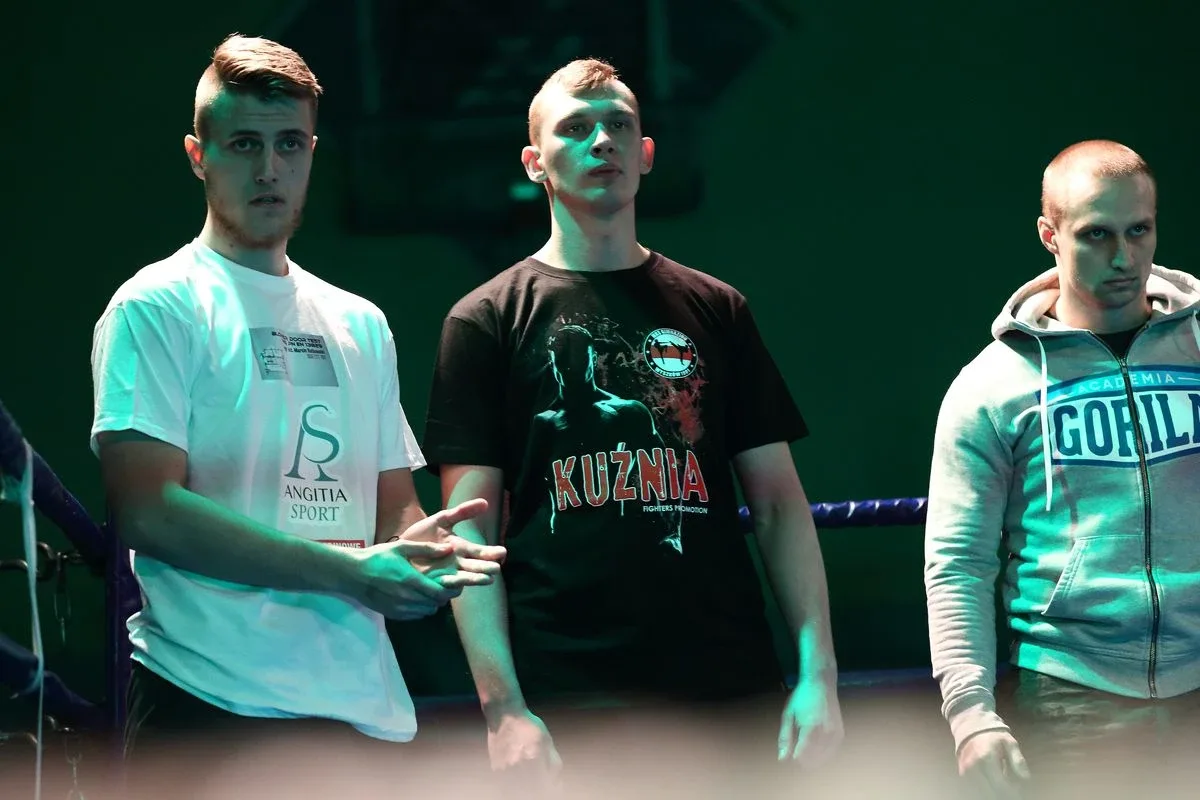 Dzierzgowski wrócił na ring po zwycięstwo (zdjęcia, wideo)