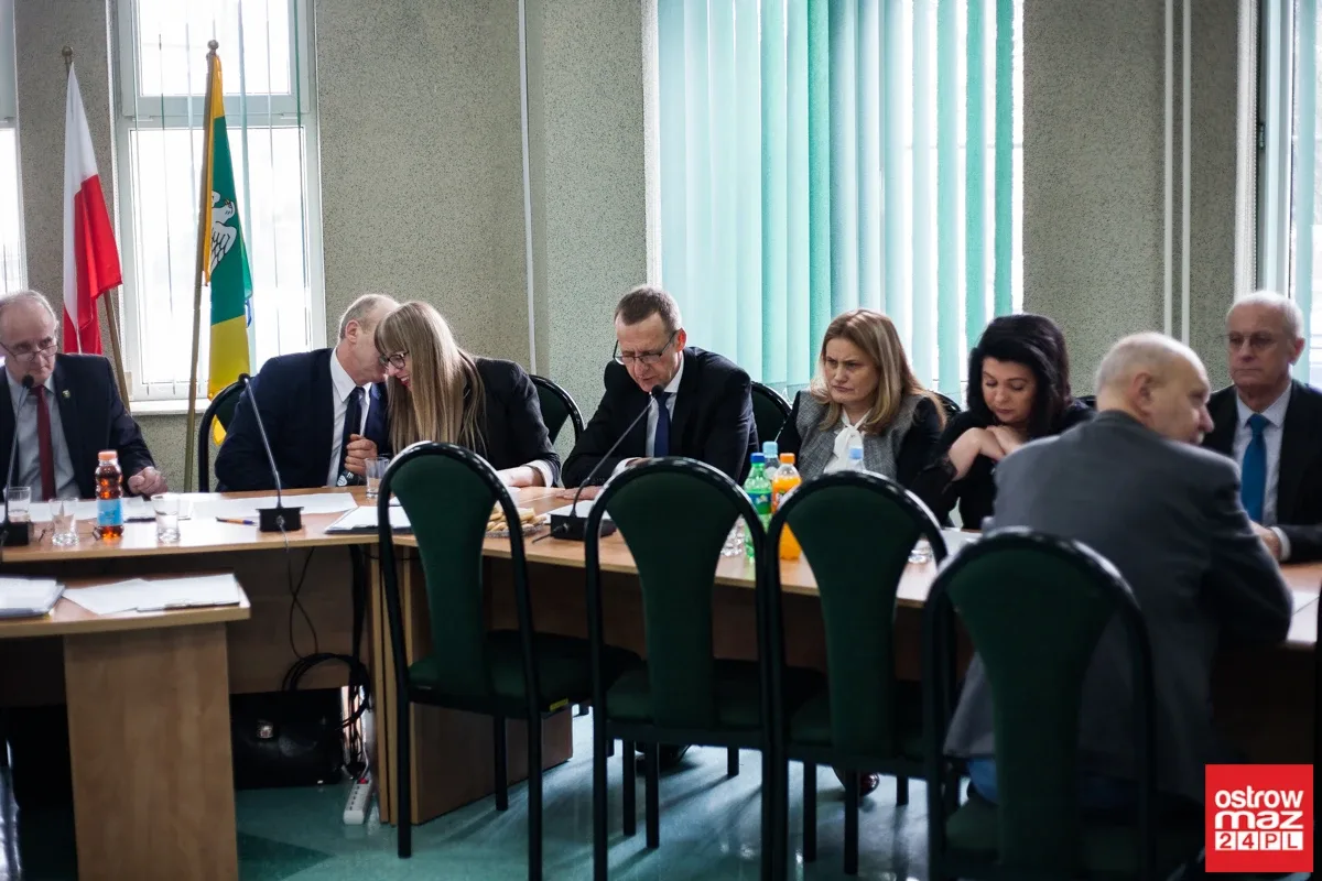 Jednogłośni radni gminy Ostrów Mazowiecka (zdjęcia, wideo)