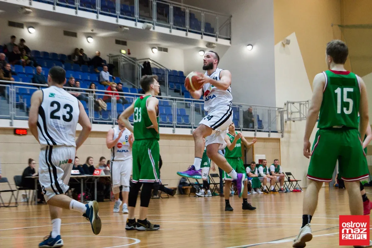 Sokół przegrał pierwsze starcie o utrzymanie (zdjęcia, wideo)
