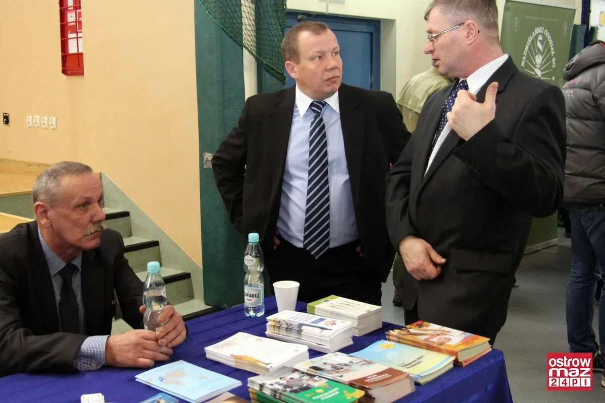 Dwunasta edycja Młodzieżowych Targów Edukacji i Pracy za nami (zdjęcia, wideo)