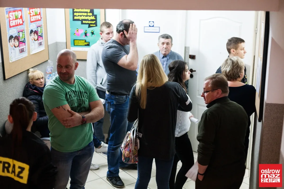 Ostrowska zbiórka krwi w ramach akcji "spoKREWnieni służbą" (zdjęcia)