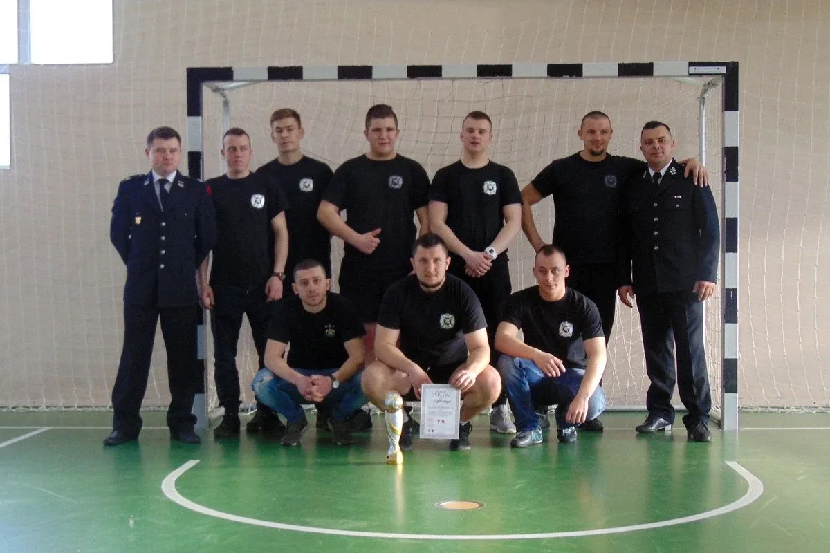 Puchar prezesa OSP w Prostyni dla ostrowskich strażaków (zdjęcia)