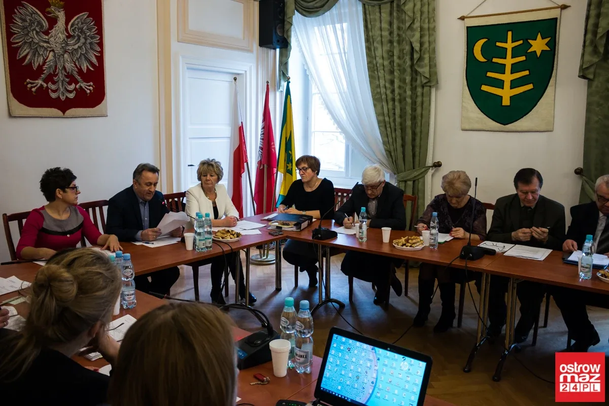 Czystość wody tematem rozmów na sesji rady miasta (zdjęcia, wideo)