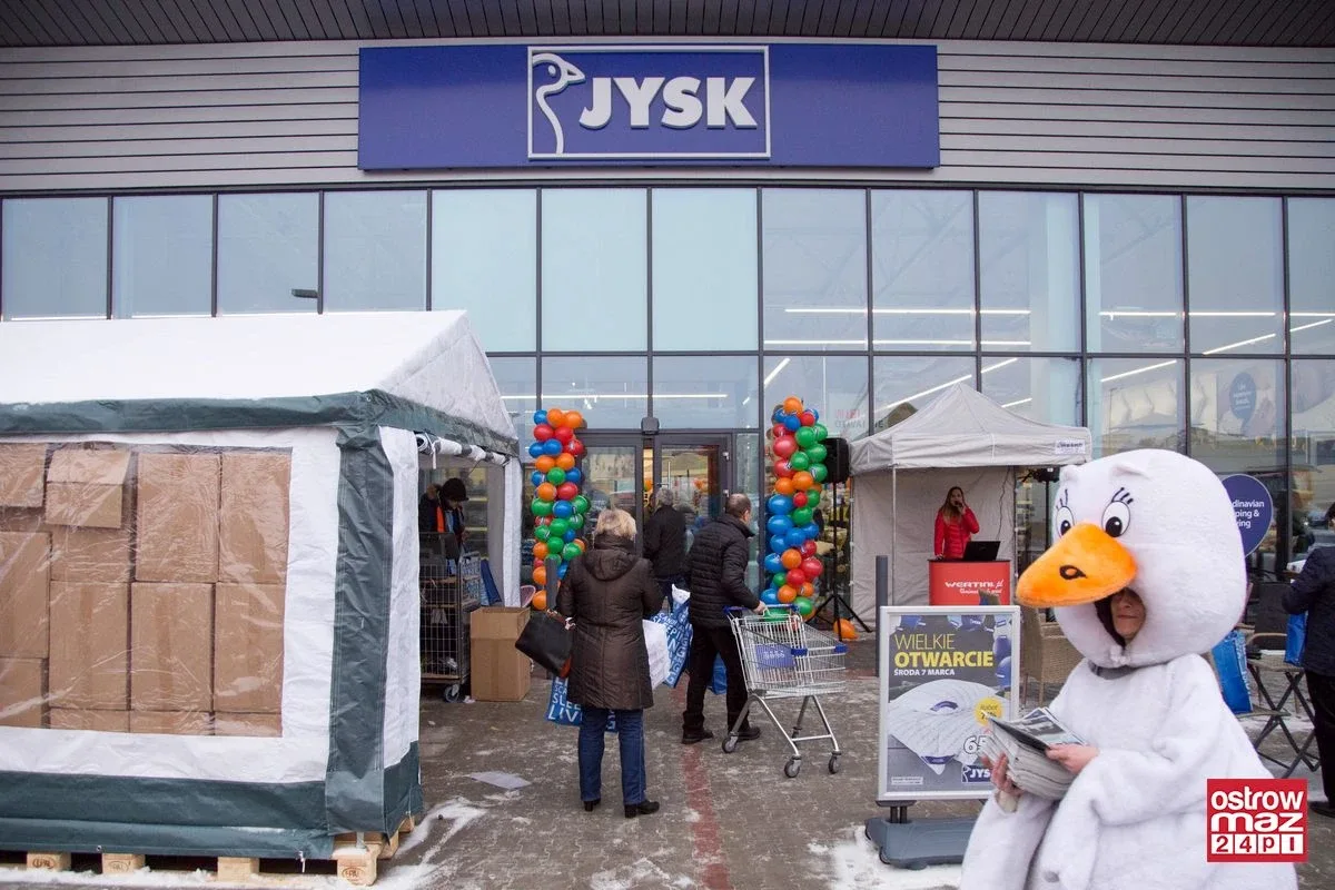 Bursztynowa Park otwarty. Pierwsi klienci zrobili zakupy (zdjęcia, wideo)