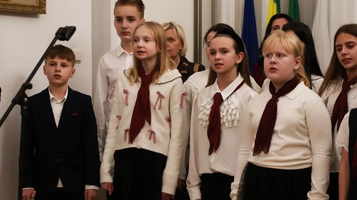 Świąteczne spotkanie w ostrowskim ratuszu (zdjęcia, wideo)