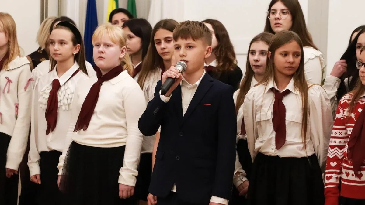 Świąteczne spotkanie w ostrowskim ratuszu (zdjęcia, wideo)