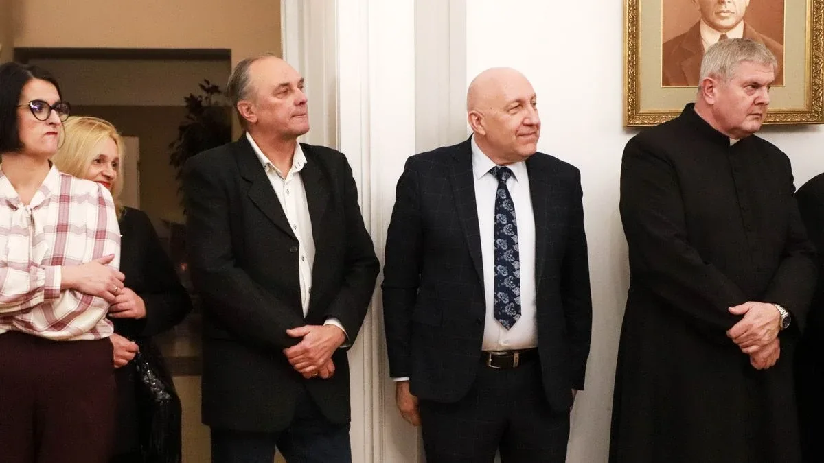 Świąteczne spotkanie w ostrowskim ratuszu (zdjęcia, wideo)