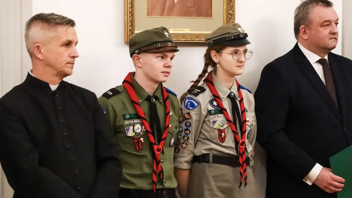 Świąteczne spotkanie w ostrowskim ratuszu (zdjęcia, wideo)