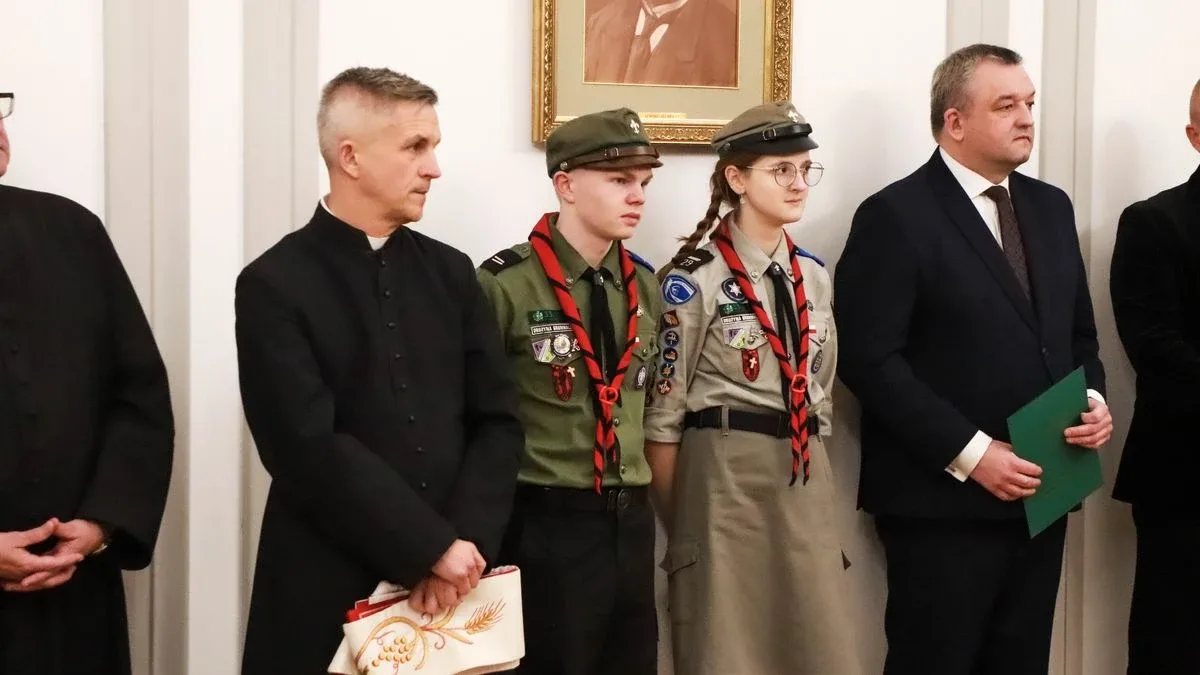 Świąteczne spotkanie w ostrowskim ratuszu (zdjęcia, wideo)