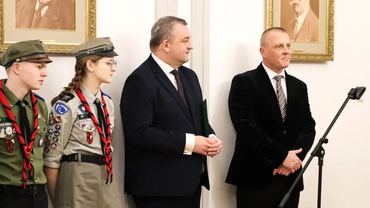 Świąteczne spotkanie w ostrowskim ratuszu (zdjęcia, wideo)