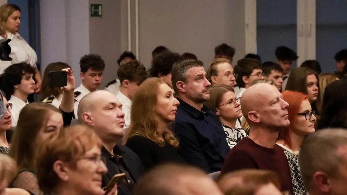 Uroczyste pasowanie uczniów i podpisanie ważnego porozumienia. Historyczny dzień w CSL Technikum Lotniczym w Nagoszewie (zdjęcia)