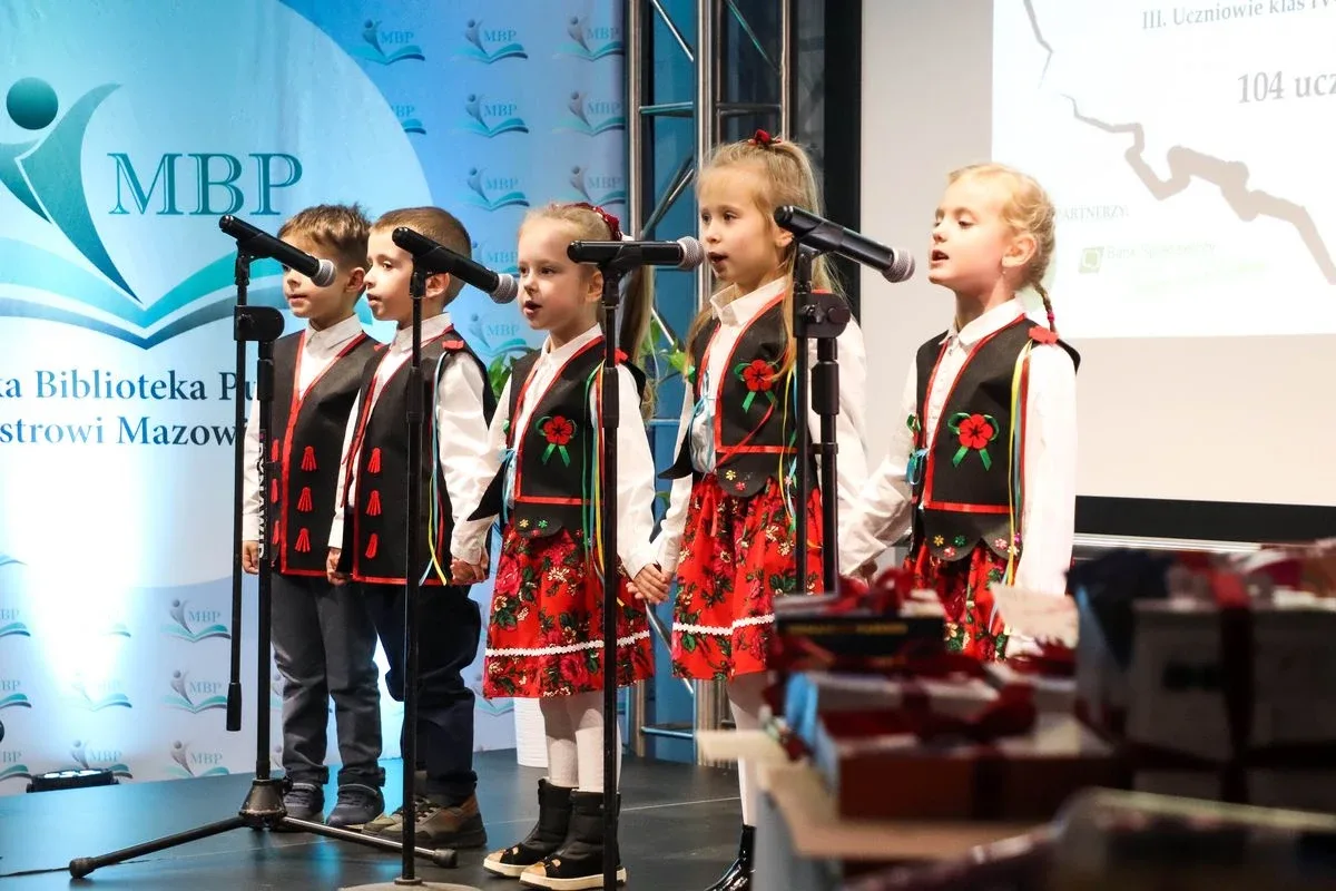 Koncert Galowy zakończył "Tydzień dla Polski". Nagrody, emocje i patriotyczna atmosfera w Starej Elektrowni (zdjęcia, wideo)