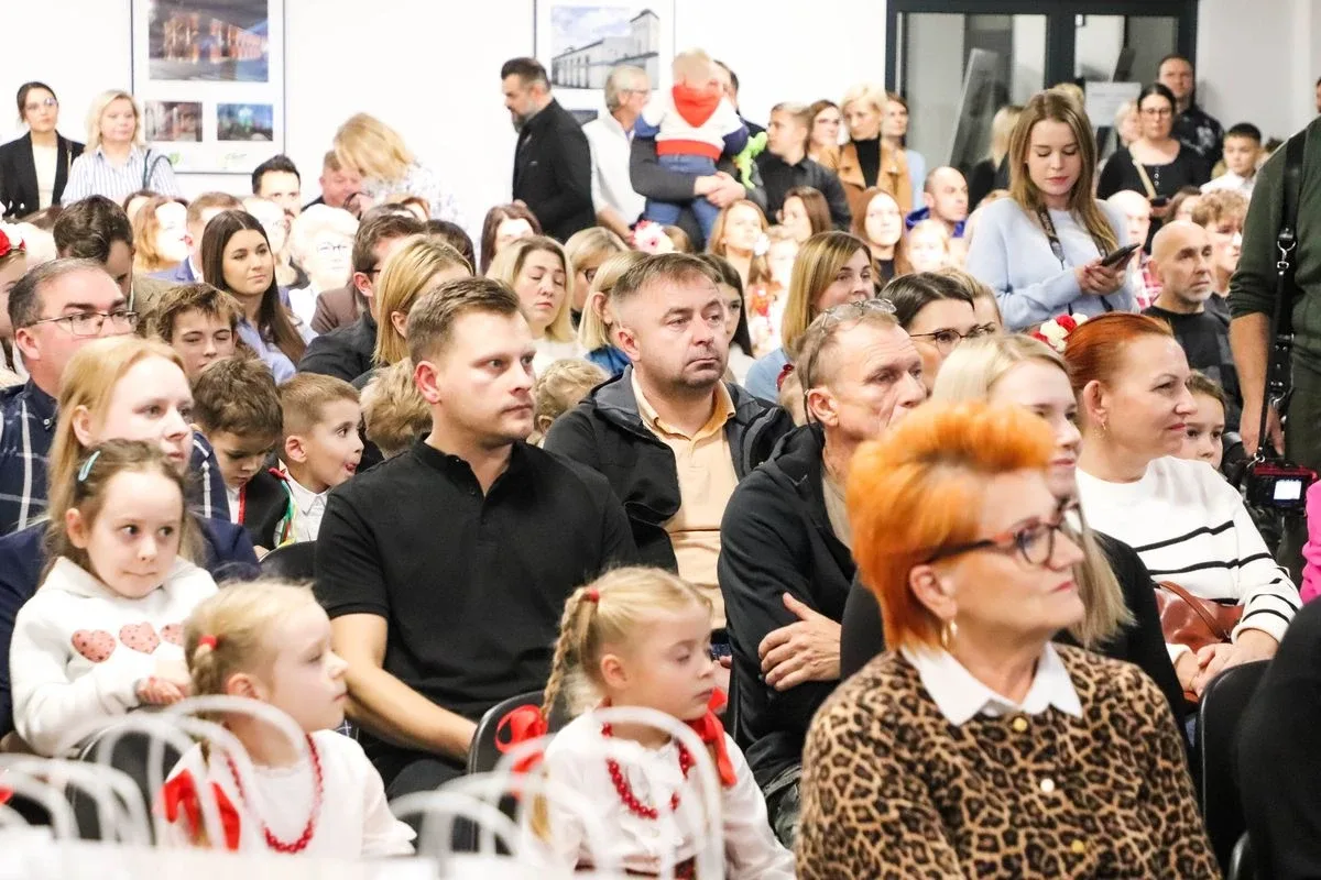 Koncert Galowy zakończył "Tydzień dla Polski". Nagrody, emocje i patriotyczna atmosfera w Starej Elektrowni (zdjęcia, wideo)