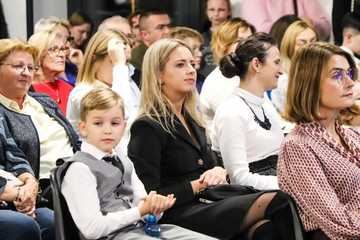 Koncert Galowy zakończył "Tydzień dla Polski". Nagrody, emocje i patriotyczna atmosfera w Starej Elektrowni (zdjęcia, wideo)