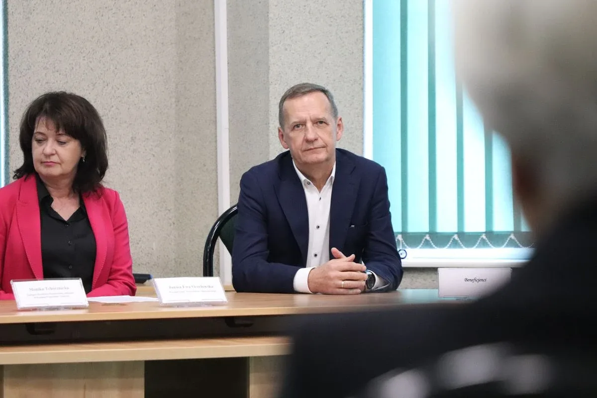 Unijne wsparcie dla gmin Brok i Ostrów Mazowiecka na modernizację sieci wodociągowej (zdjęcia)