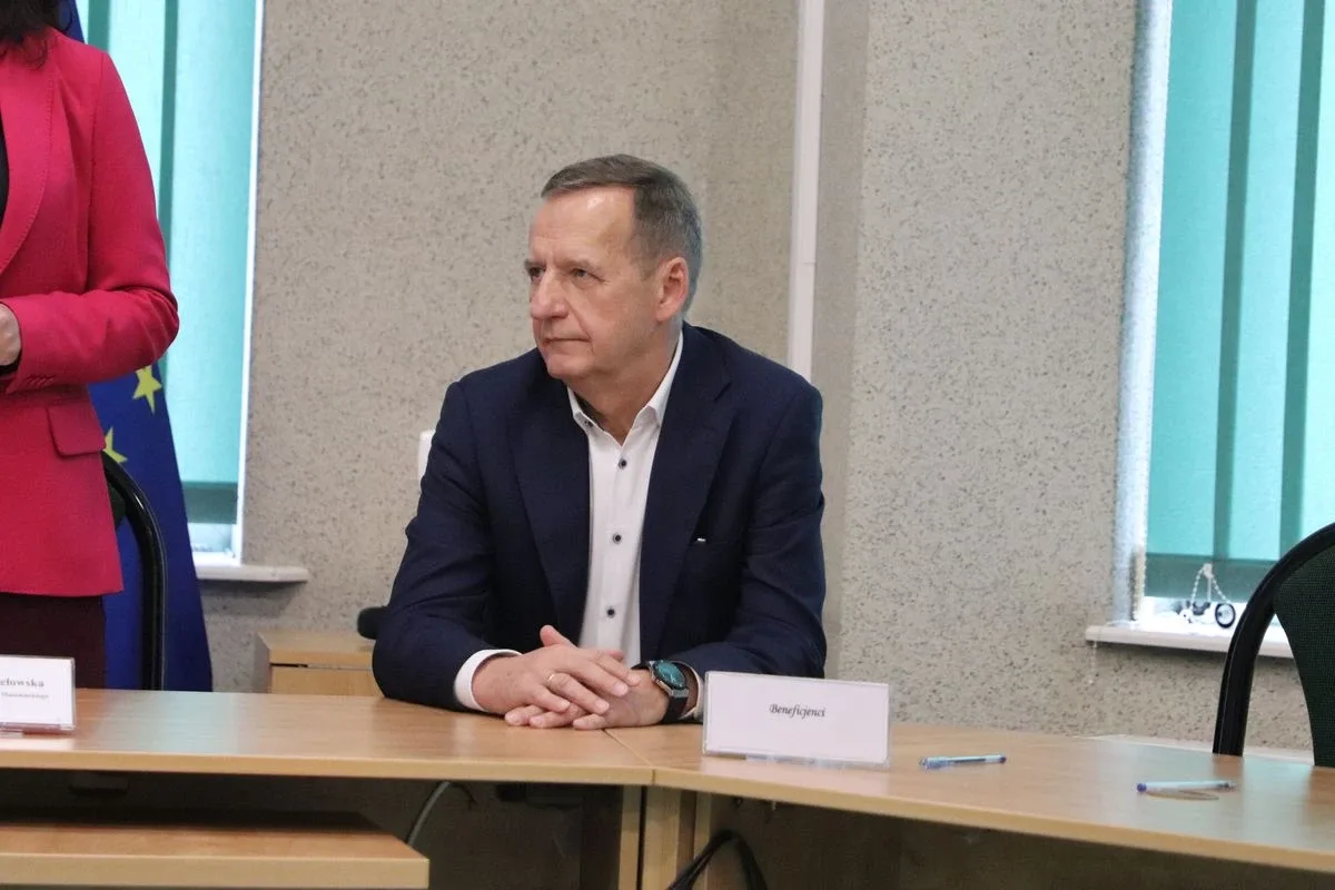 Unijne wsparcie dla gmin Brok i Ostrów Mazowiecka na modernizację sieci wodociągowej (zdjęcia)