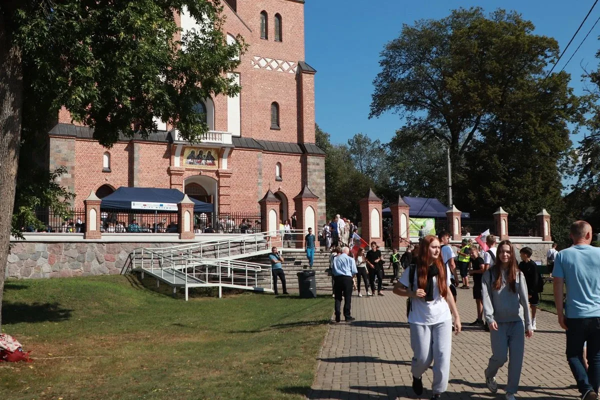 Tradycyjna pielgrzymka do Wąsewa. Doroczny Odpust Narodzenia Najświętszej Maryi Panny (zdjęcia)