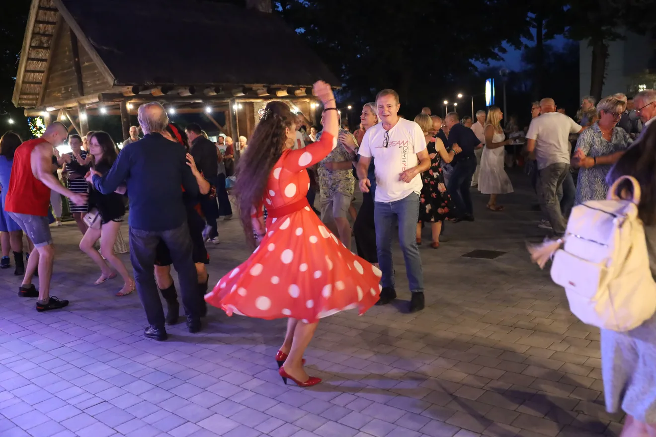 Całe miasto tańczyło pod gwiazdami! (zdjęcia)
