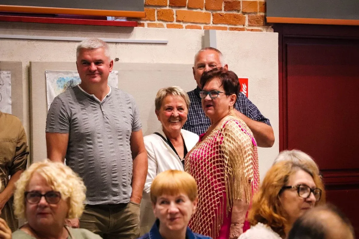 Sztuka kobiet z Kurdystanu w Ostrowi Mazowieckiej. Wernisaż wystawy "EGO SUM" (zdjęcia)