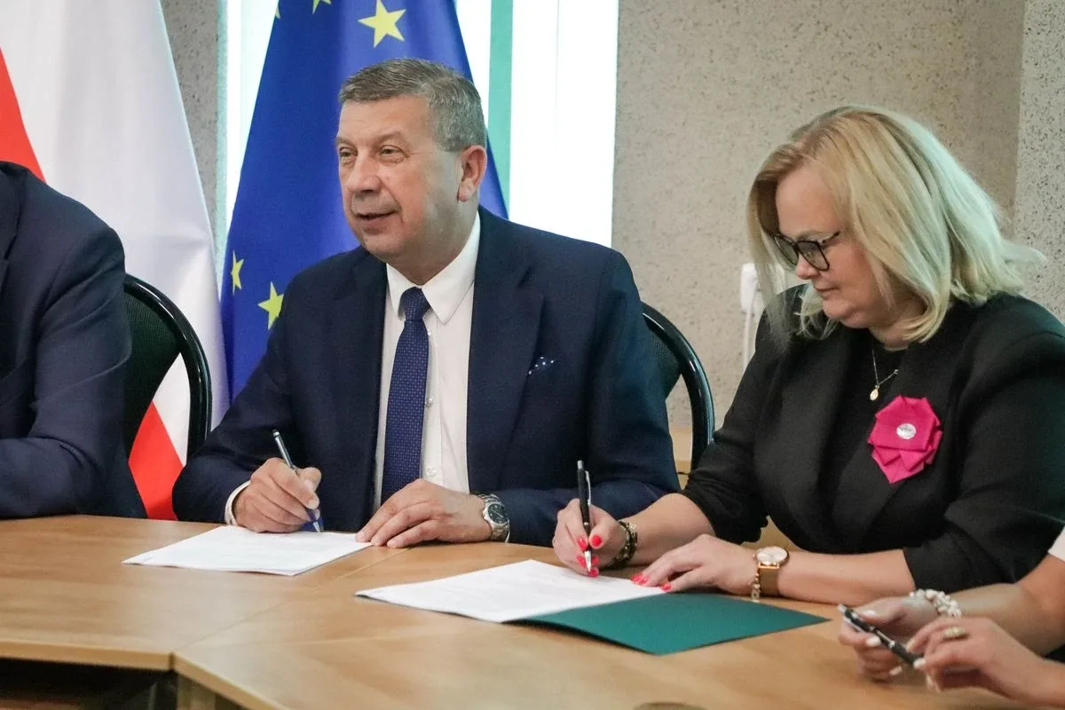 Miliony z Unii na lokalne inwestycje. Ostrów i Brok na liście beneficjentów (zdjęcia)
