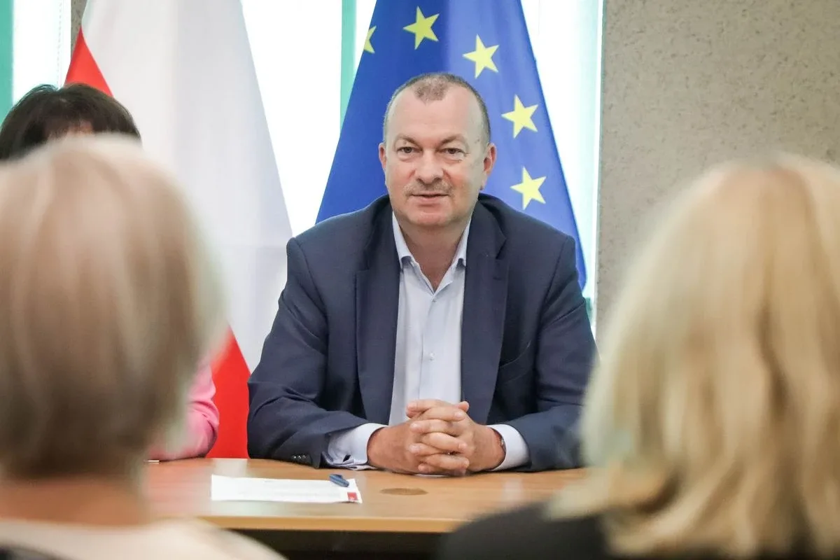 Miliony z Unii na lokalne inwestycje. Ostrów i Brok na liście beneficjentów (zdjęcia)