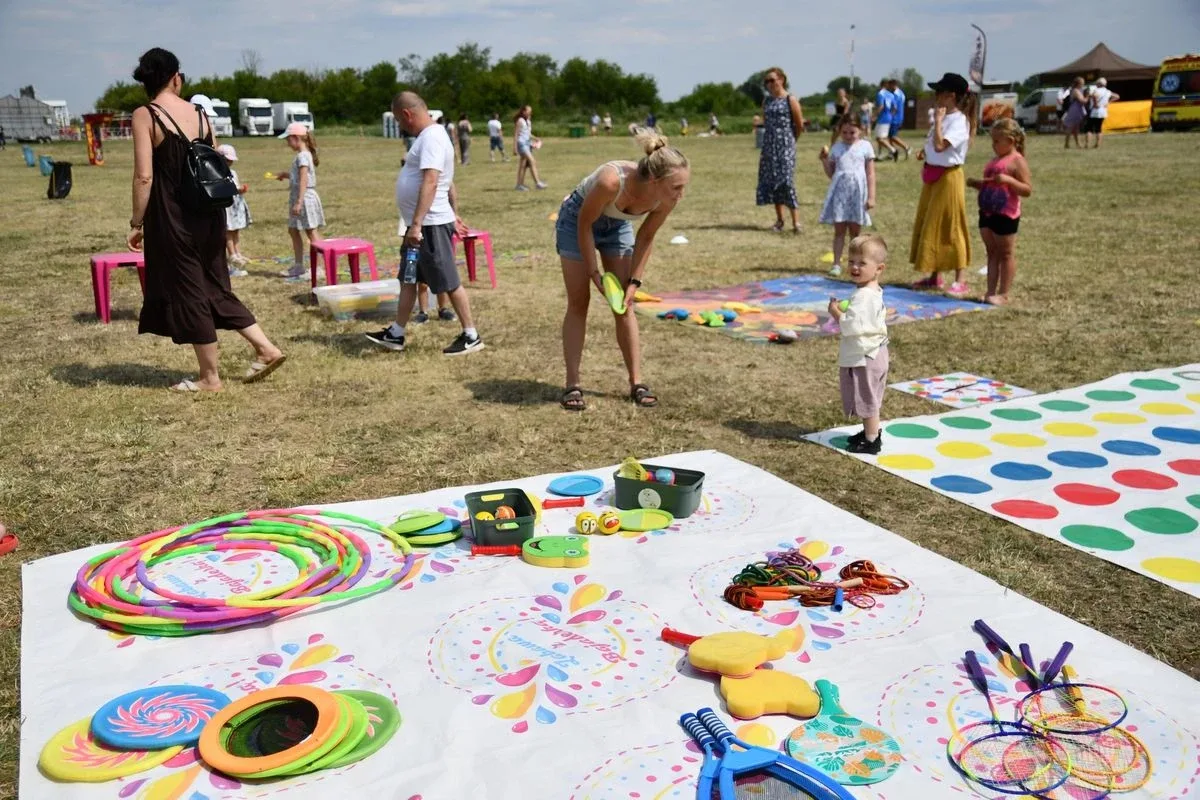 Tłumy na plaży i koncerty pod gwiazdami. Dni Broku znów zachwyciły (zdjęcia)