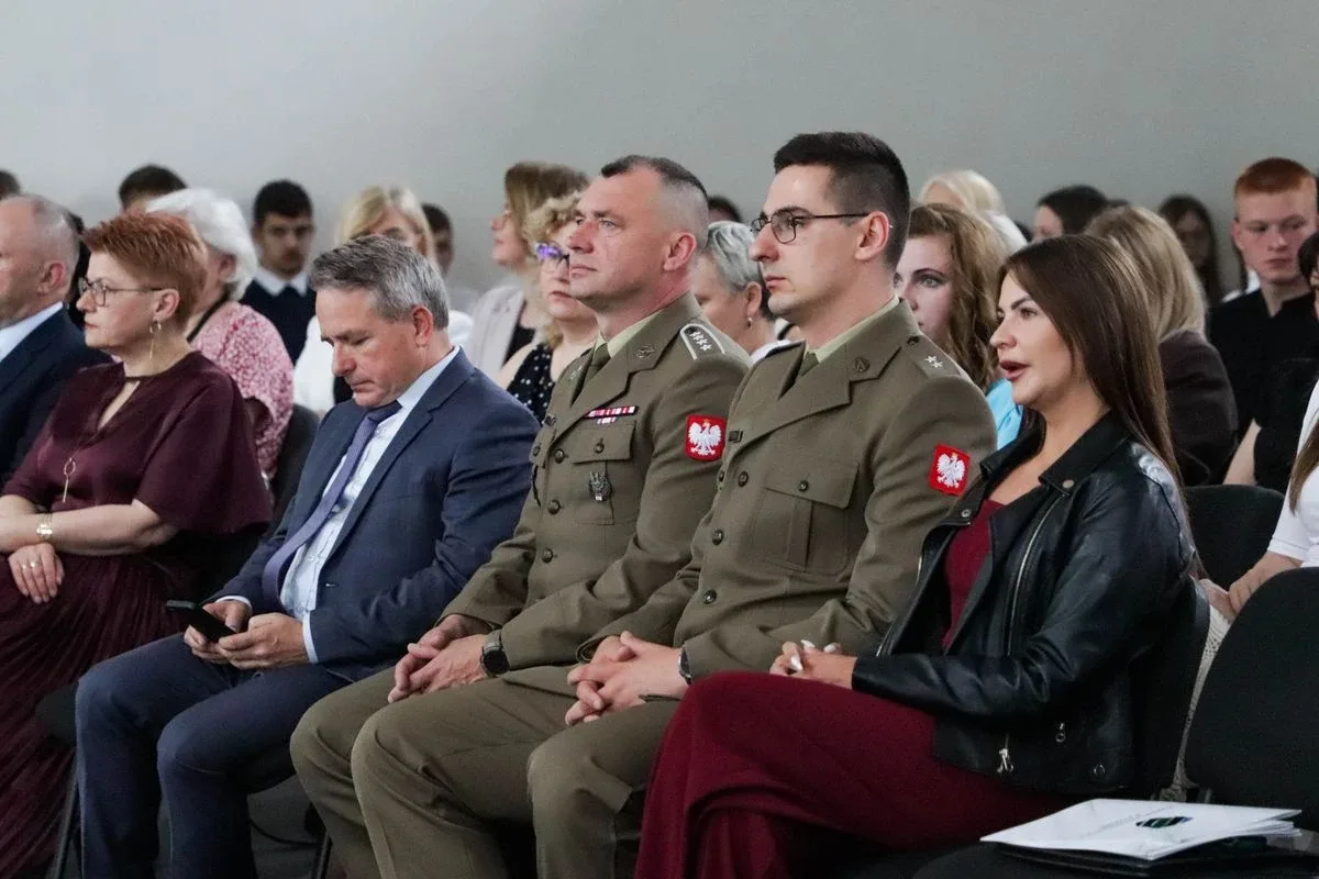 "Rubinek" zakończył rok szkolny. Uczniowie ruszają na wakacje (zdjęcia)