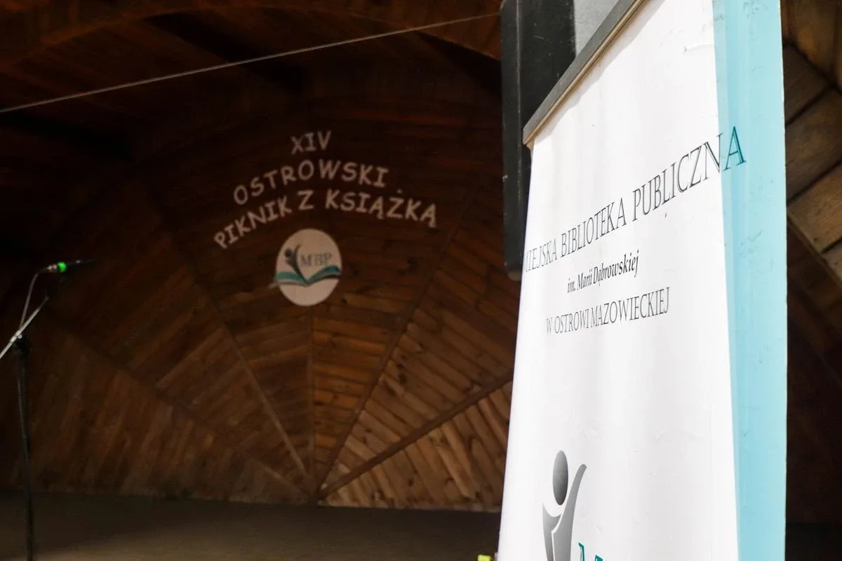 Literatura, kugiel i dobra zabawa. Za nami XIV Ostrowski Piknik z Książką! (zdjęcia)
