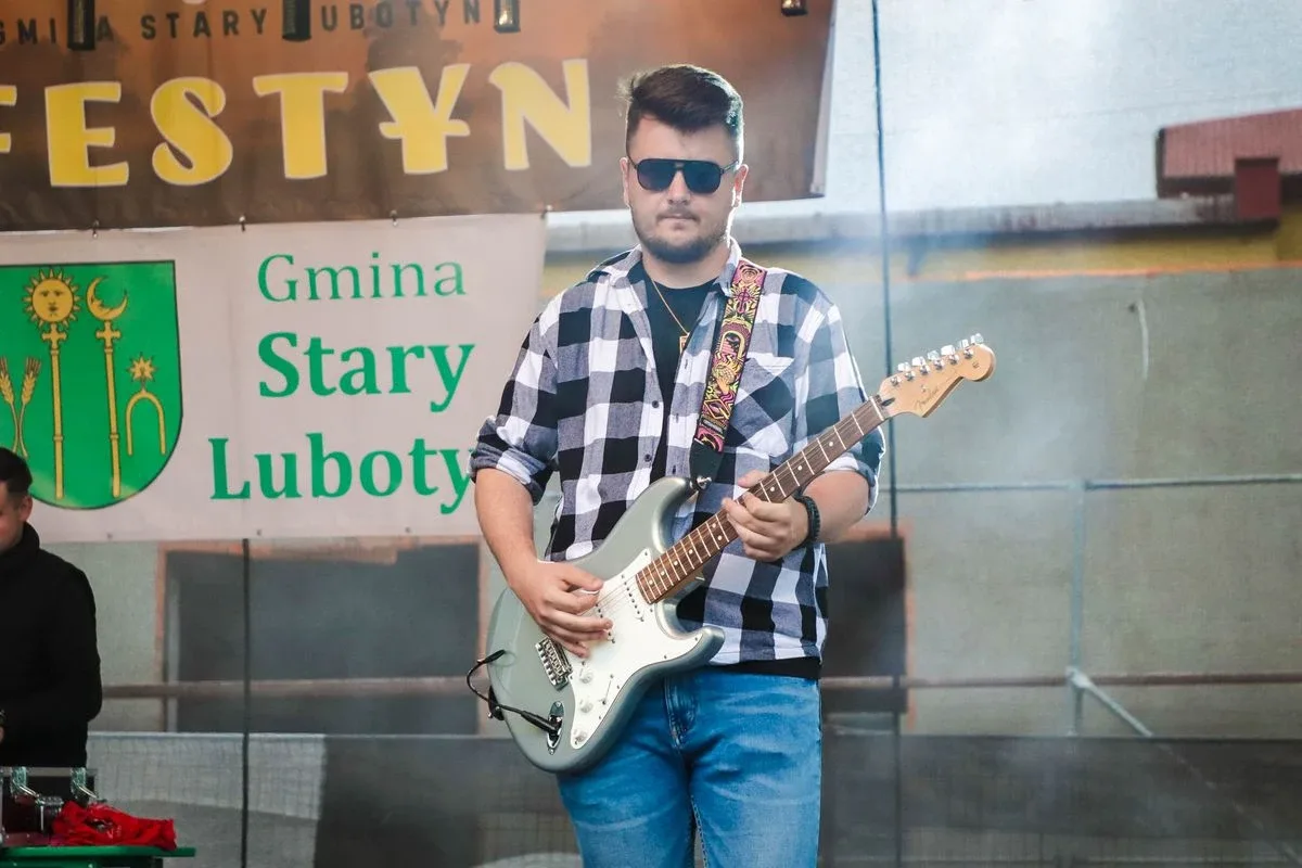 Muzyka, smaki i uśmiechy. Festyn Gminny w Starym Lubotyniu już za nami! (zdjęcia)