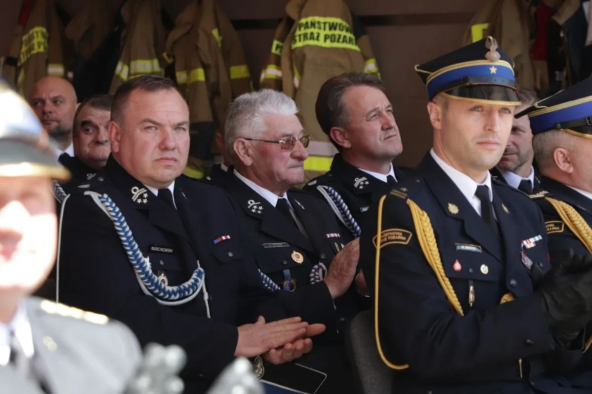 Uroczystość z okazji Powiatowych Obchodów Dnia Strażaka w Ostrowi Mazowieckiej (zdjęcia)