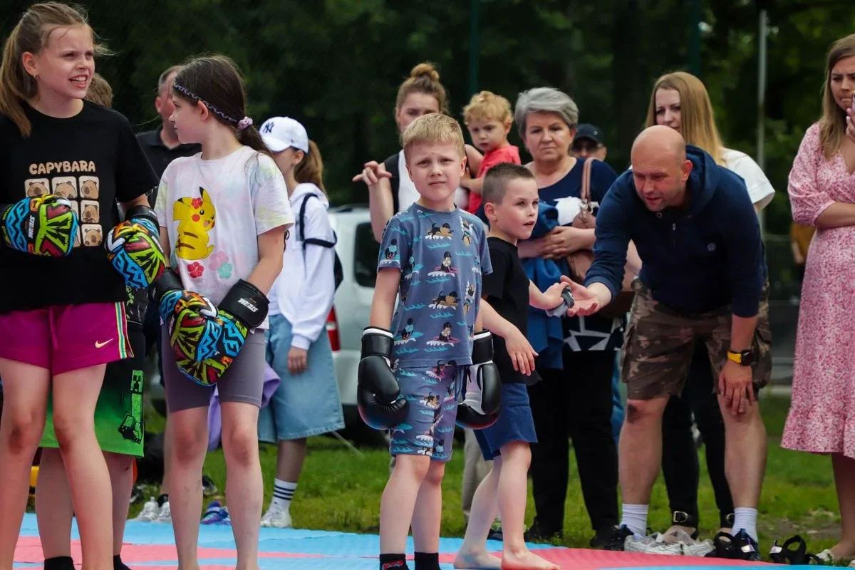 Policyjny piknik z sercem na cześć kobiet w służbie (zdjęcia)