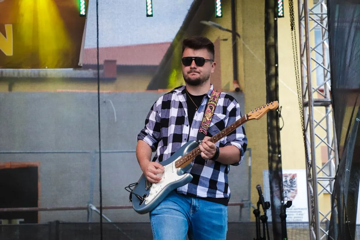 Muzyka, smaki i uśmiechy. Festyn Gminny w Starym Lubotyniu już za nami! (zdjęcia)