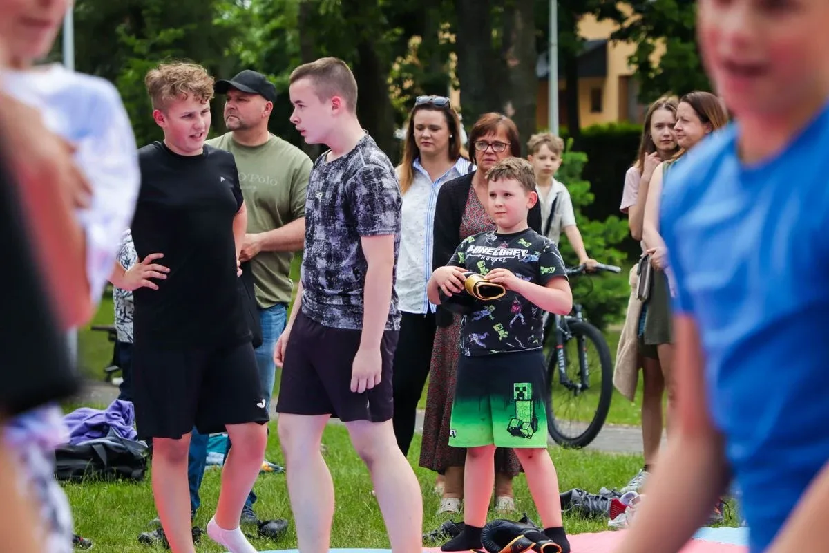 Policyjny piknik z sercem na cześć kobiet w służbie (zdjęcia)