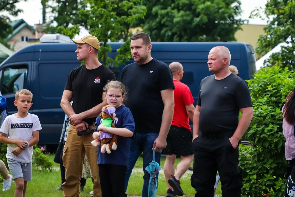 Policyjny piknik z sercem na cześć kobiet w służbie (zdjęcia)