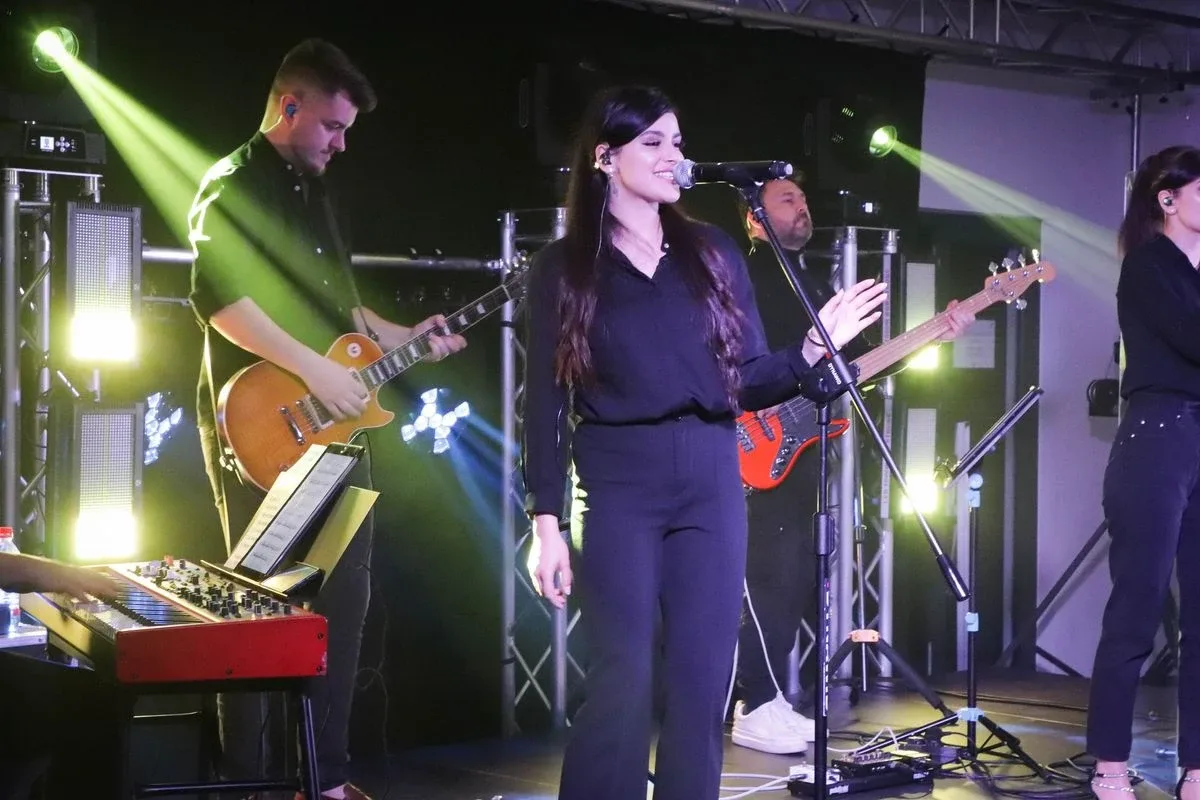 "Za Tobą pójdę jak na bal..." - magiczny wieczór z muzyką Krzysztofa Krawczyka w Starej Elektrowni (zdjęcia, wideo)