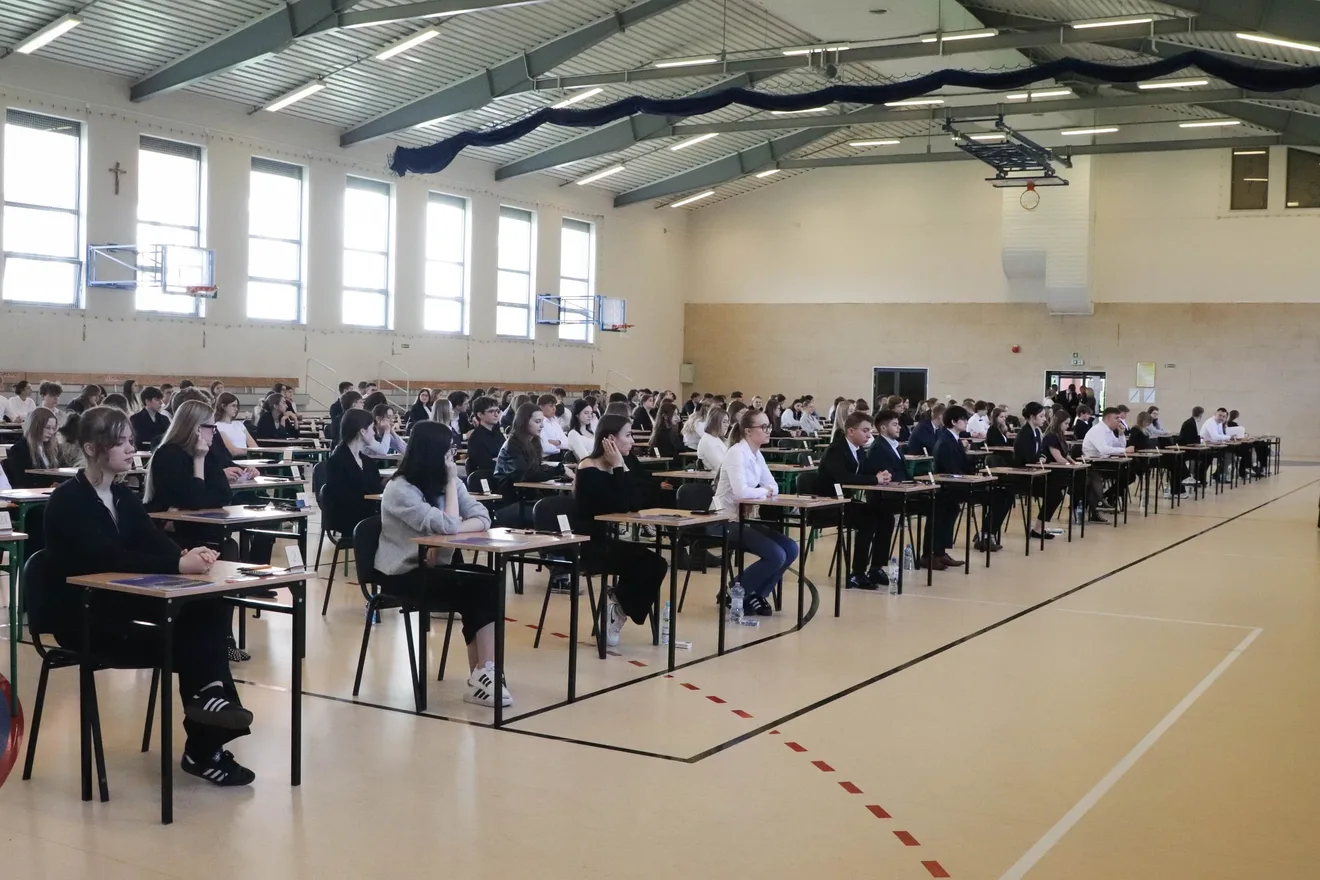 Egzamin dojrzałości w LO im. M. Kopernika. Matematyczne wyzwanie maturzystów (zdjęcia)