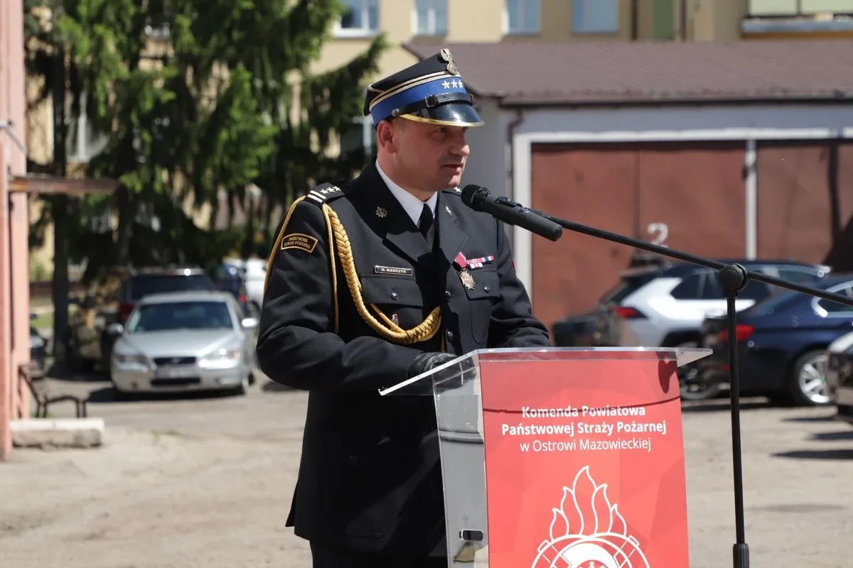 Uroczystość z okazji Powiatowych Obchodów Dnia Strażaka w Ostrowi Mazowieckiej (zdjęcia)